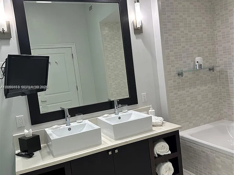 5300 NW 87th Ave #1007 — Photo 20