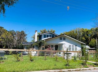 128 Magnolia Ave, Crescent City, FL 32112