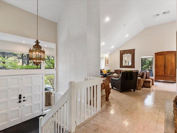 668 Park Avenue, Huntington, NY 11743