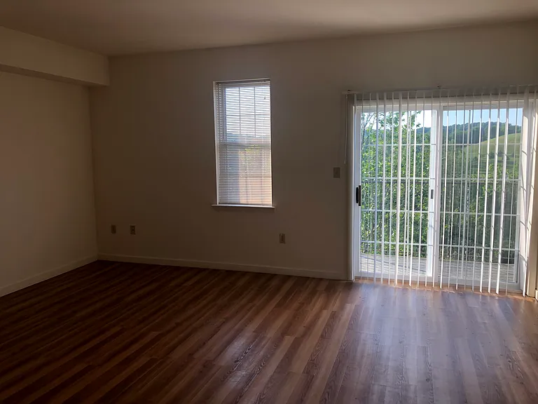 3303 Woolen Way #3303 — Photo 3