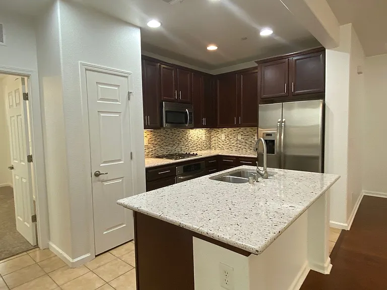 1715 Wind Ranch Rd #C — Photo 3