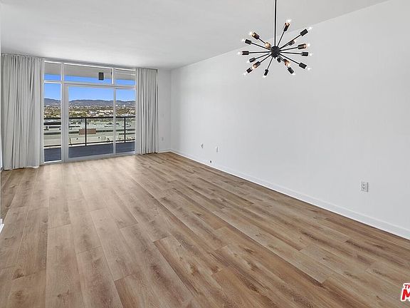 2nd image of 13700 Marina Pointe Dr Unit 919