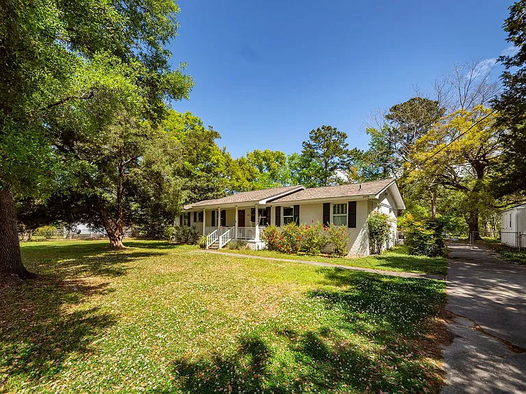 2045 Lake Ave — Photo 35