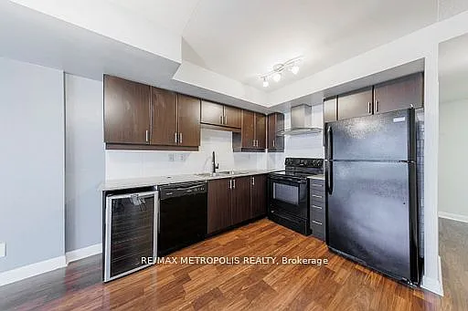 190 Borough Dr #611 — Photo 3
