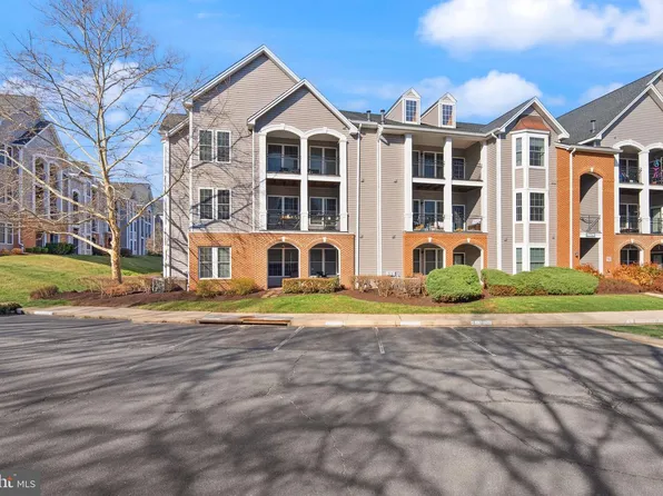 46628 Drysdale Ter Unit 300, Sterling, VA 20165