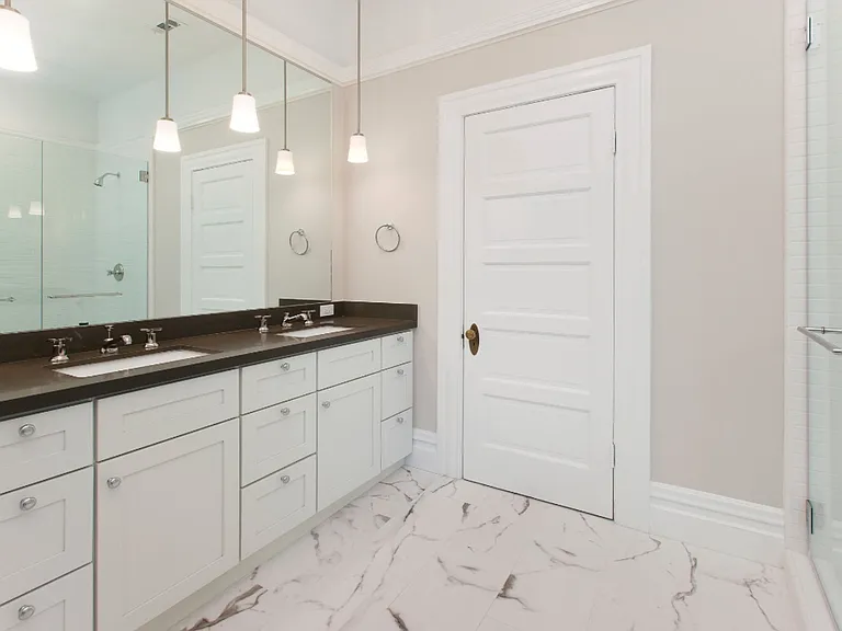 1080 Filbert St — Photo 15