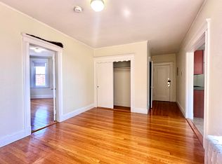 1172 Boylston St #2U, Boston, MA 02215