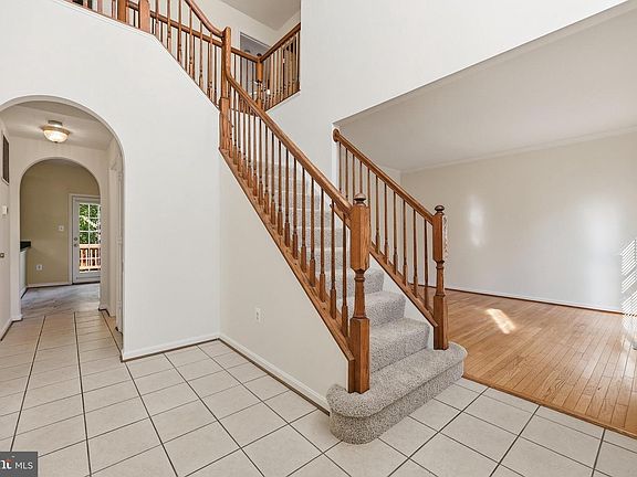 4th image of 2567 Bear Den Rd