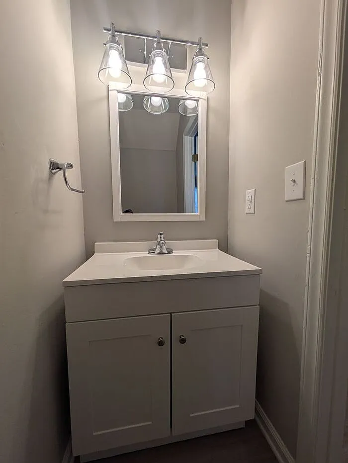 2 bed, 1.5 bath, $1,195 — Photo 4