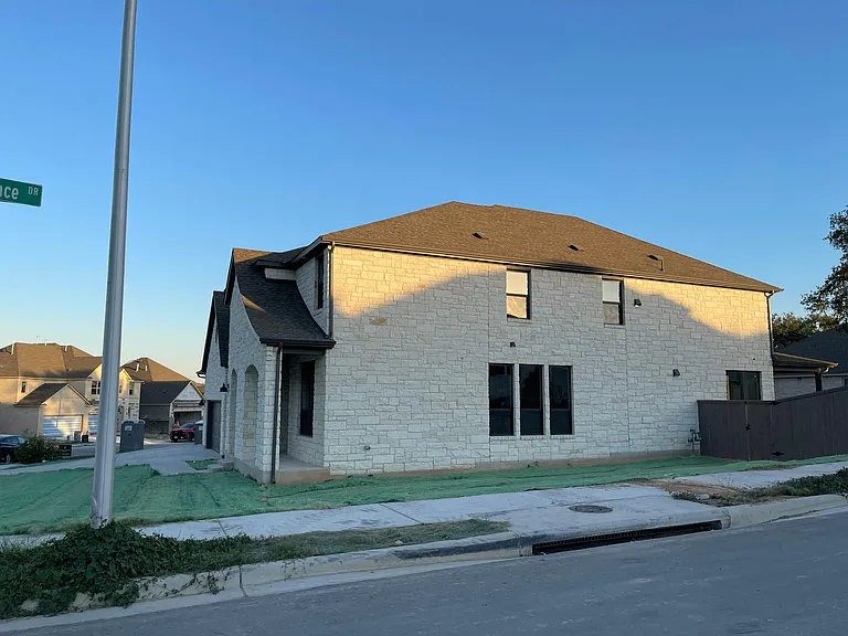 513 Constitution Way — Photo 70