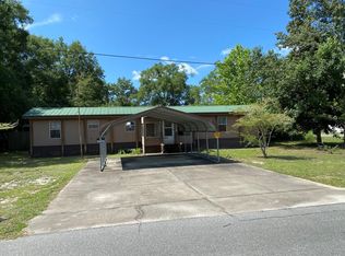 411 NW Avenue F, Carrabelle, FL 32322