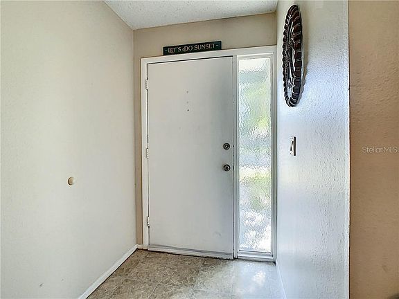 2nd image of 1602 Greenwood Dr