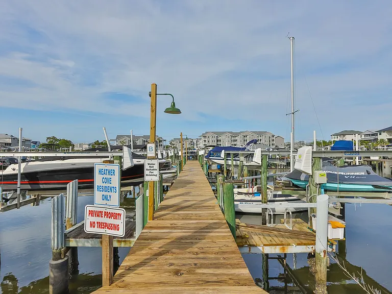 5567 Sea Forest Dr #122 — Photo 31