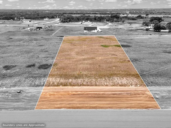 21 High Meadow Rd, Elm Mott, TX 76640