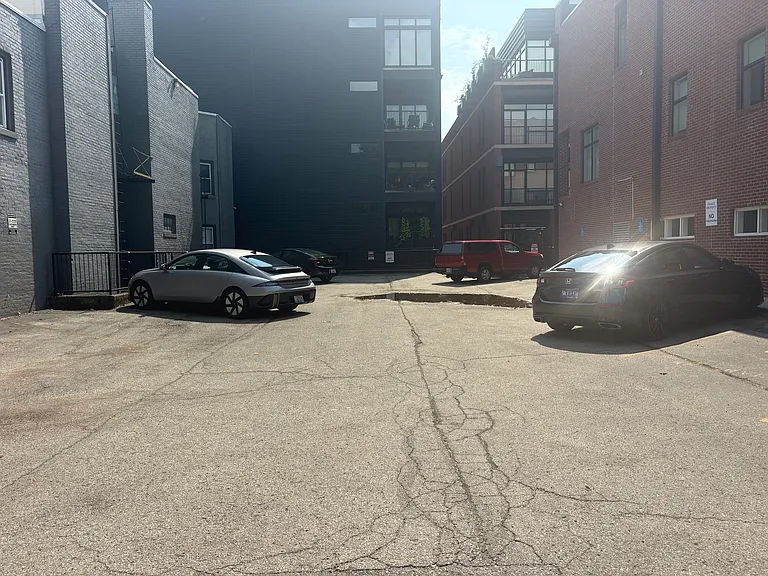 115 Algonquin St #6 — Photo 6