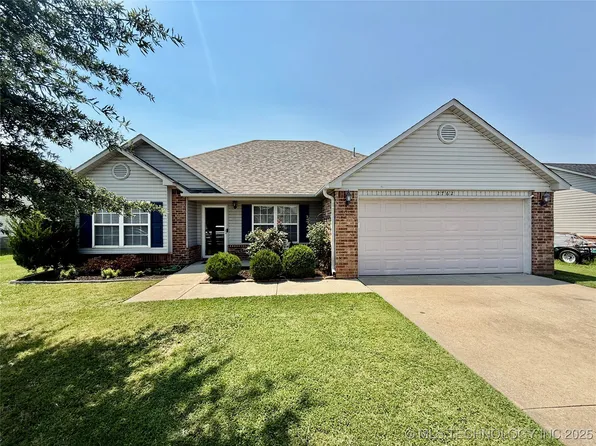2762 S Kentucky Ave, Pryor, OK 74361