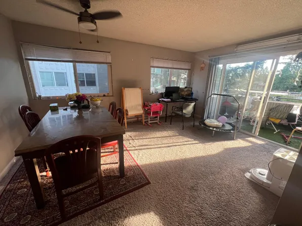 15212 NE 16th Pl #1, Bellevue, WA 98007
