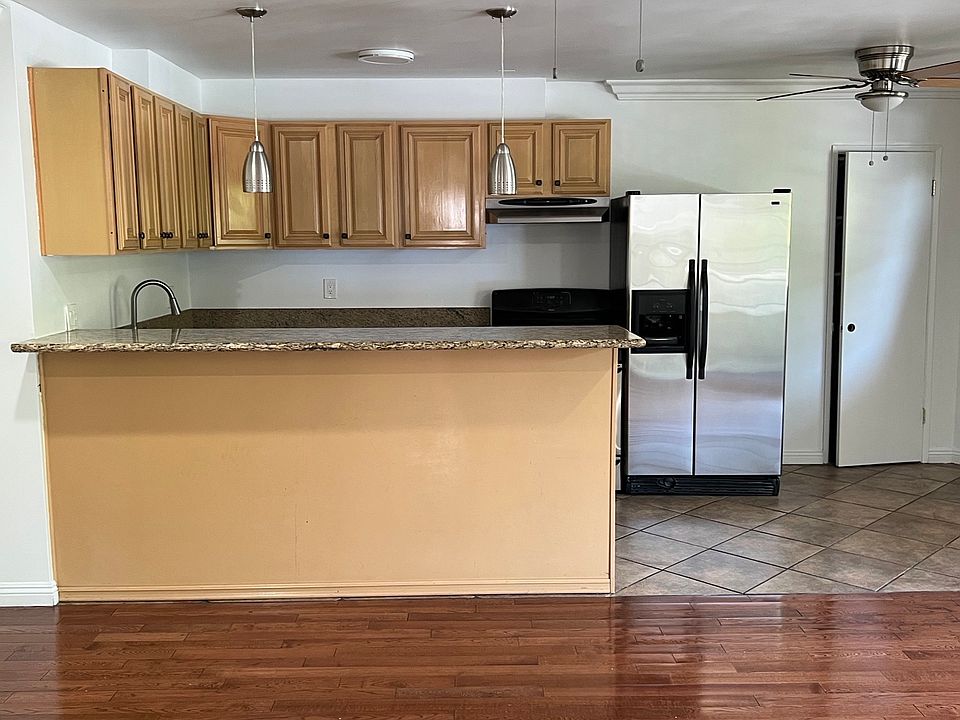 1st image of 3420 Council St #201