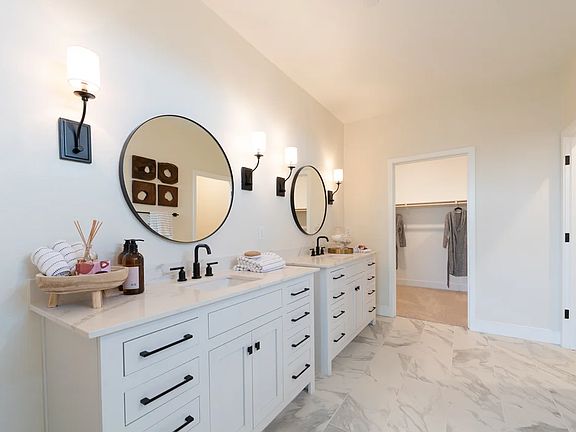 Owner s Bath
