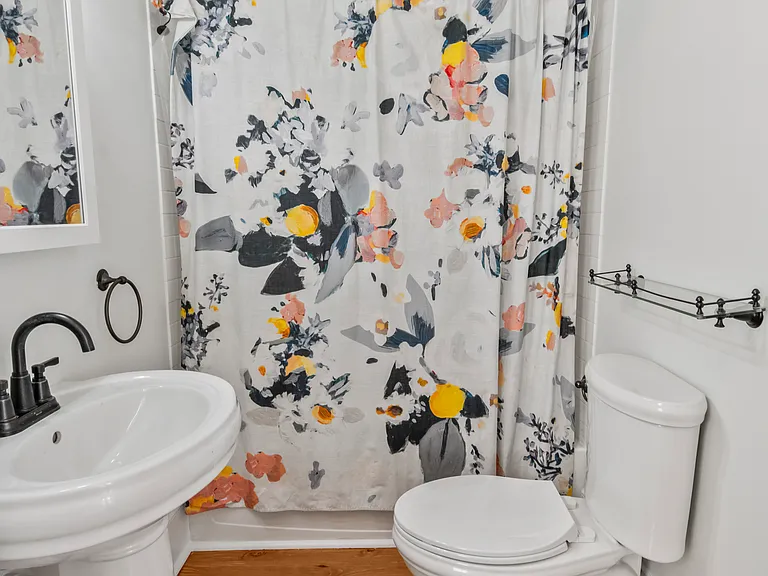 2217 Laurel St #4 — Photo 23
