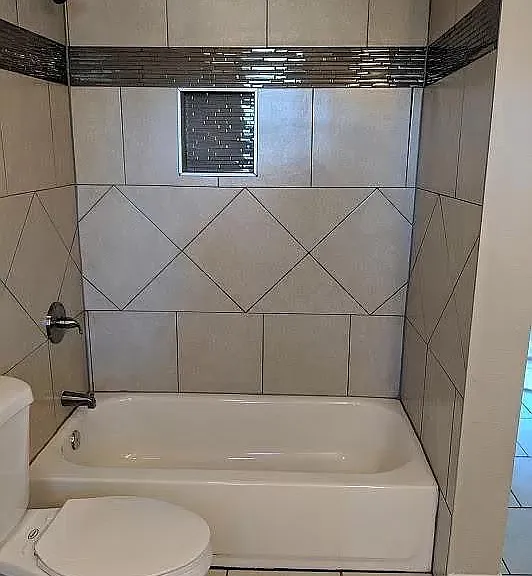 2547 Searcy Dr — Photo 6