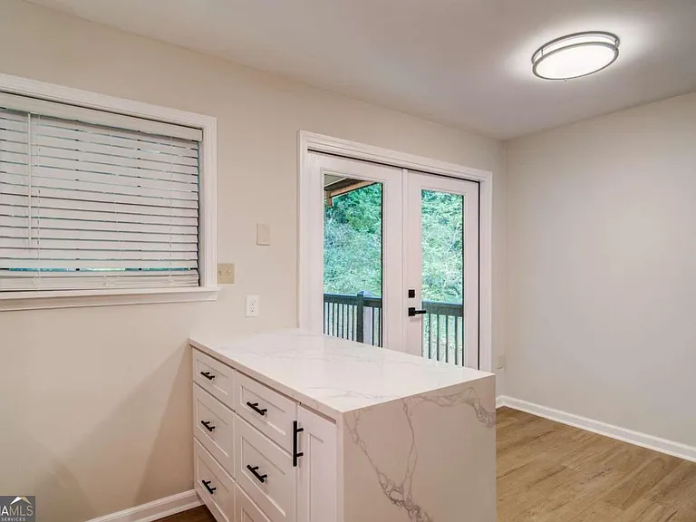 4734 N Springs Rd NW — Photo 17