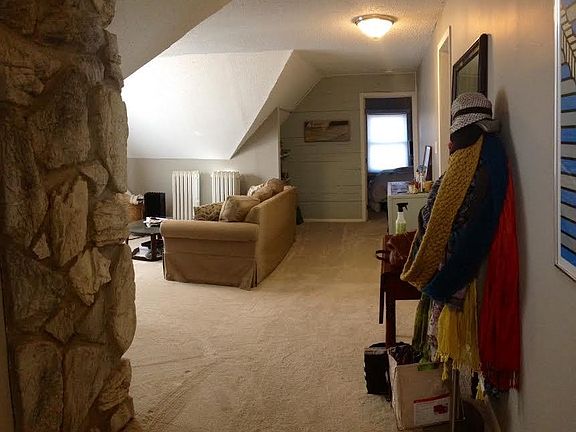 5th image of 2417 Humboldt Ave S APT 3