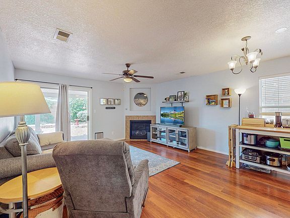 4th image of 8211 Wolverine Dr NW
