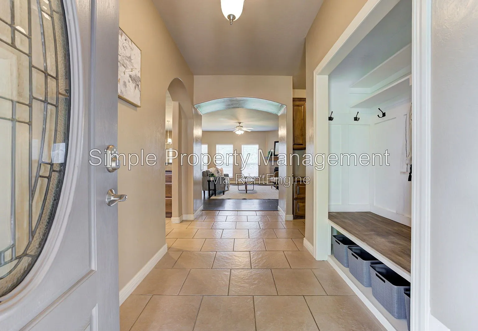 3 bed, 2.0 bath, 1763 sqft, $2,100 — Photo 3