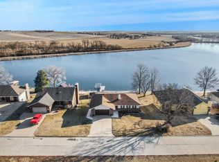 14521 Fir Cir, Plattsmouth, NE 68048