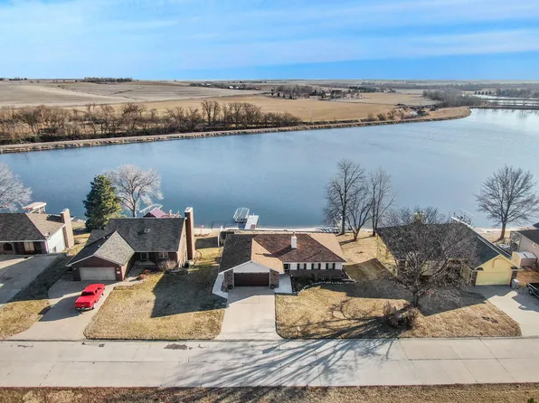 14521 Fir Cir, Plattsmouth, NE 68048