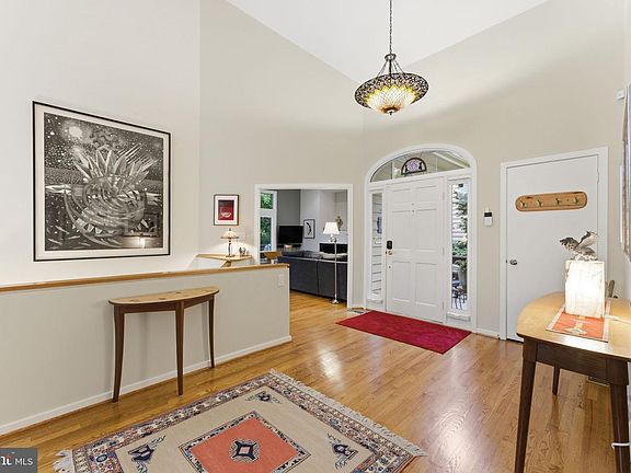 3rd image of 1608 Woodstock Ln