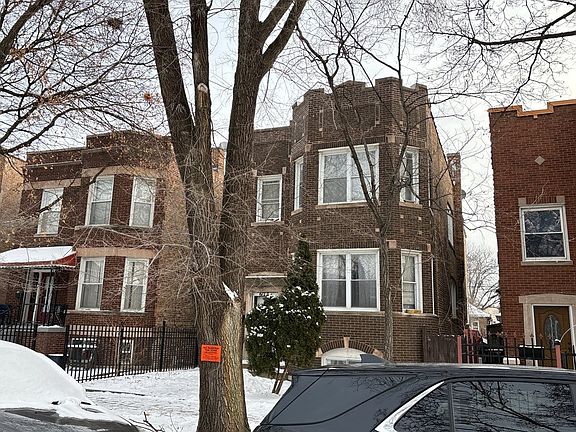 2nd image of 6123 S Troy St