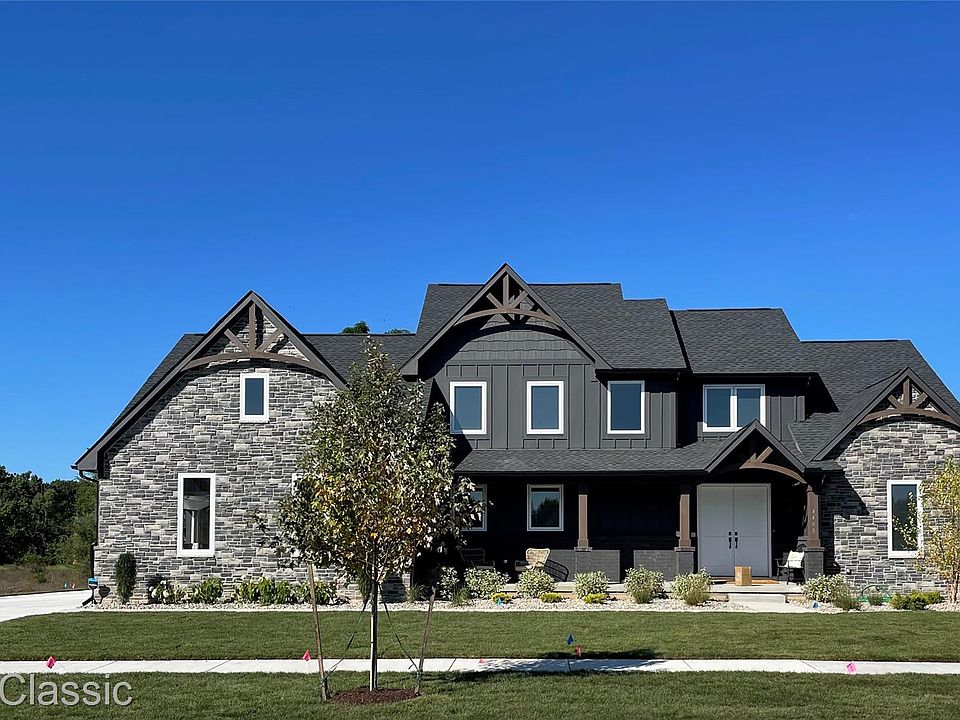 1st image of 331 W Dawson Rd