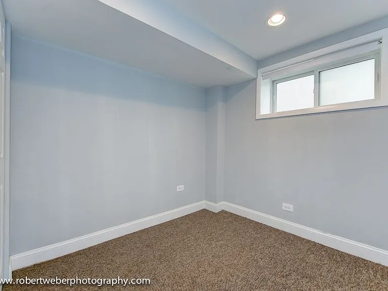 1209 W Catalpa Ave #1 — Photo 6