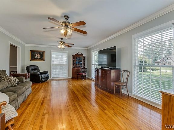 5th image of 112 Arcadia Dr