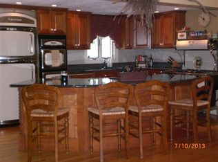 31 Academy Ave, Atkinson, NH 03811