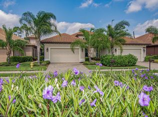 6643 Roma Way, Naples, FL 34113