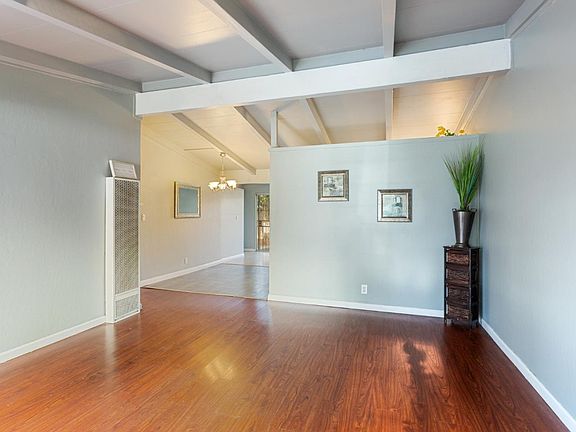 4th image of 3145 Mount Vista Dr
