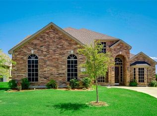 746 Cross Creek Dr, Cedar Hill, TX 75104