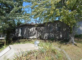 131 Eureka Lake Rd, Eureka, KS 67045