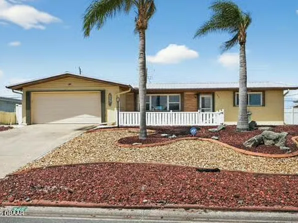 345 Emory Dr, Daytona Beach, FL 32118
