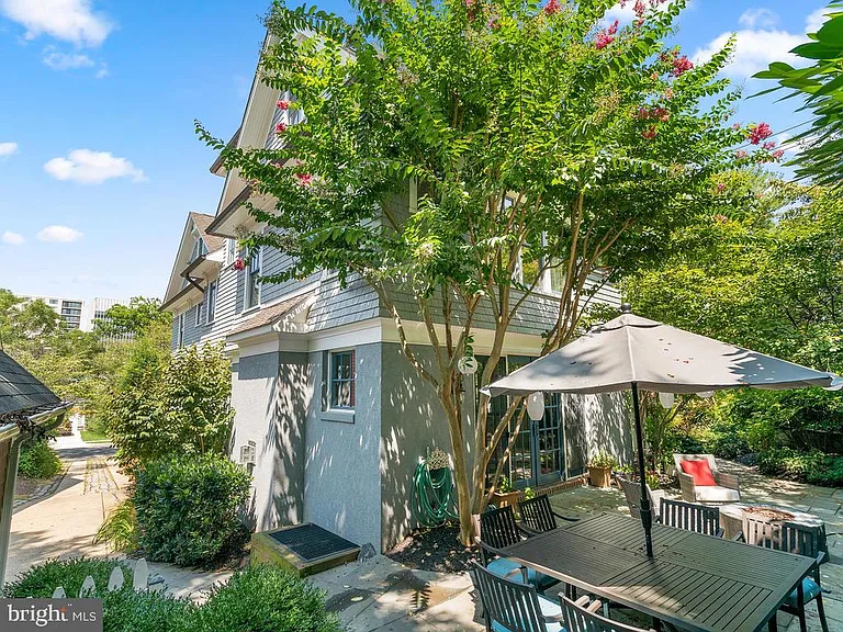 4400 Elm St — Photo 49