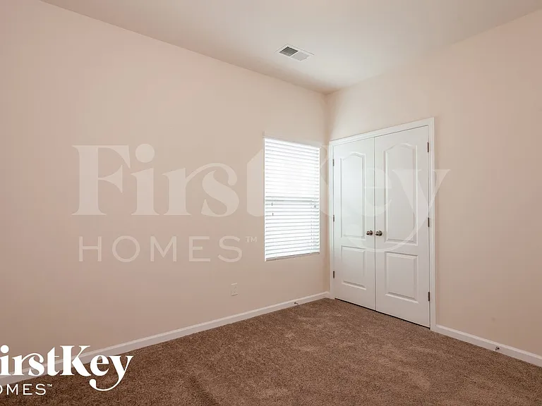 126 Willow Valley Dr — Photo 10