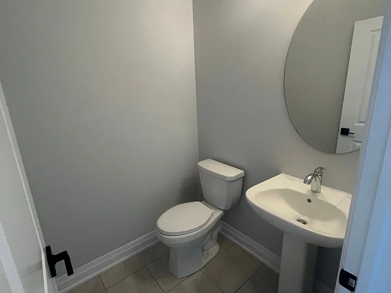 974 Crowsnest Holw — Photo 16