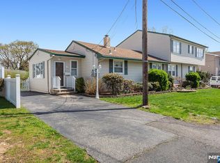 17 Obal Ave, Elmwood Park, NJ 07407