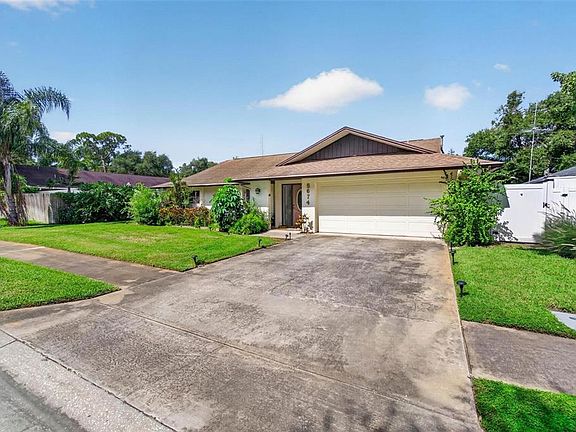2nd image of 5674 BAY PINES LAKES BOULEVARD