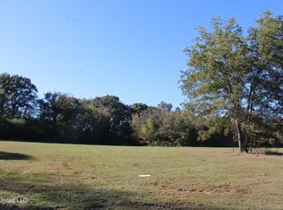 90 Bull Horn Dr, Como, MS 38619