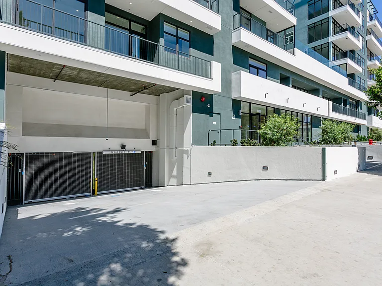 The Hana Apartments — Photo 22