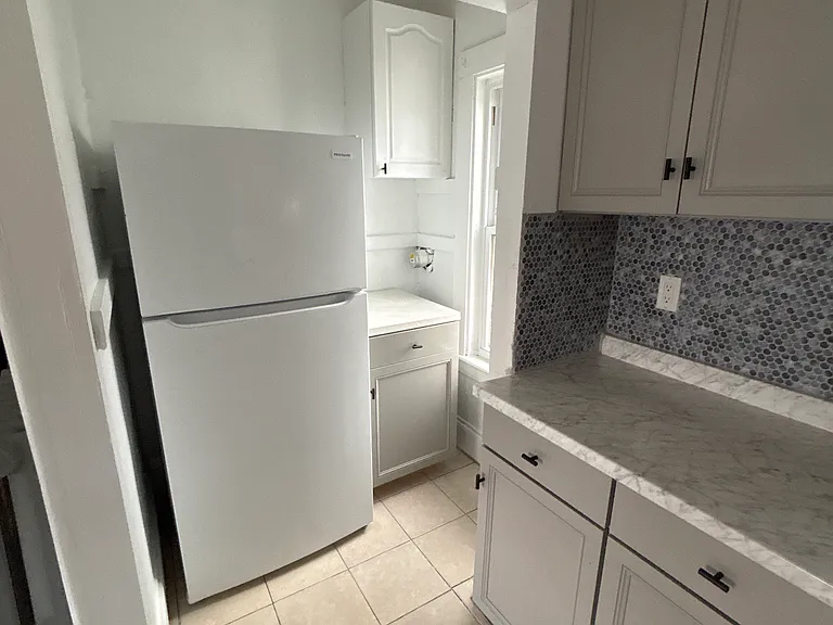 45 Chatham St #2 — Photo 12